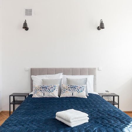 Old Town Velvet Studio Apartment Varşovia Exterior foto